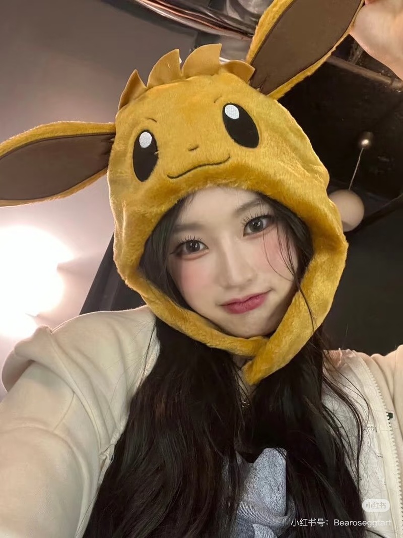 New Cartoon Cute Doll Pokemon  - Santa Hat Plush 评论和价格